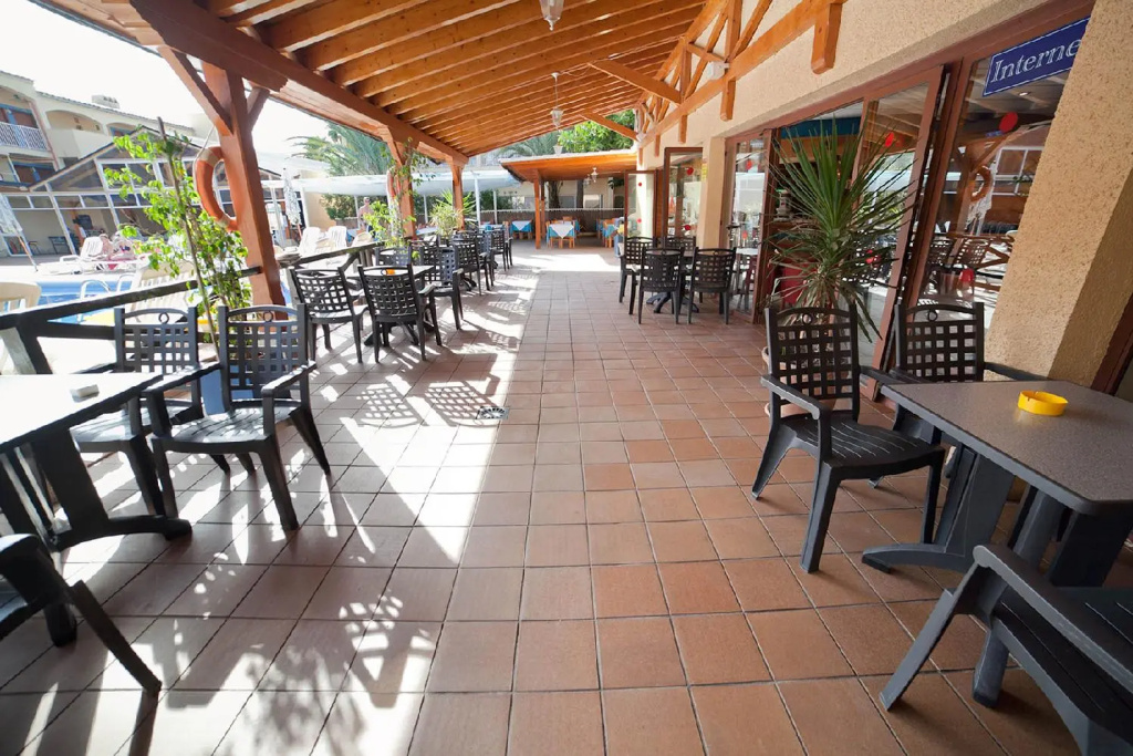 Hotel Vibra Cala Tarida - Général