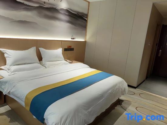Royal Dragon Airport Hotel