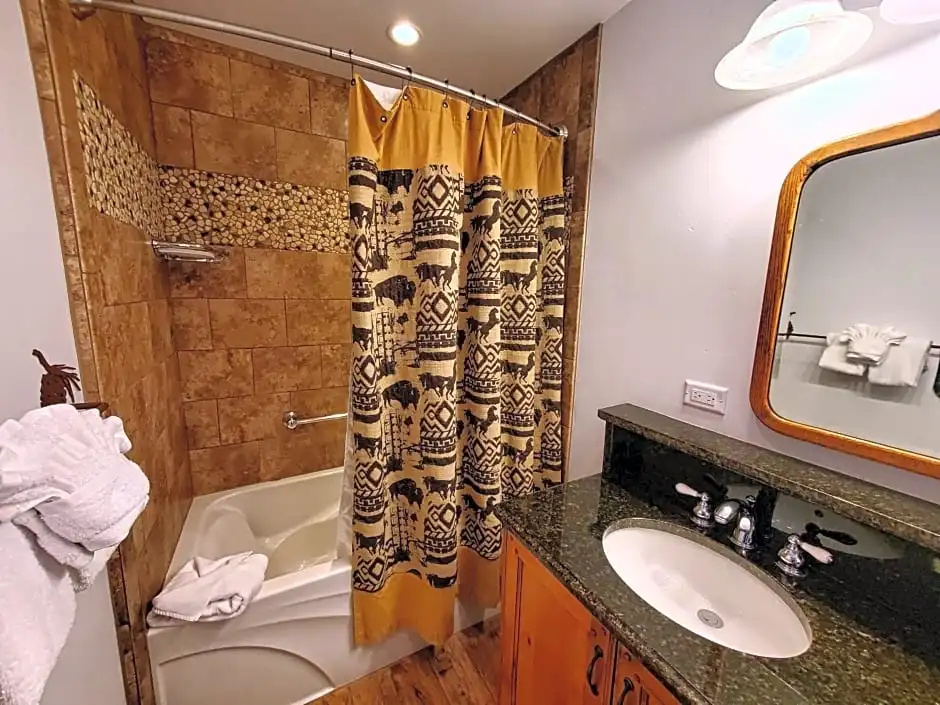 Double Studio (full double bed)