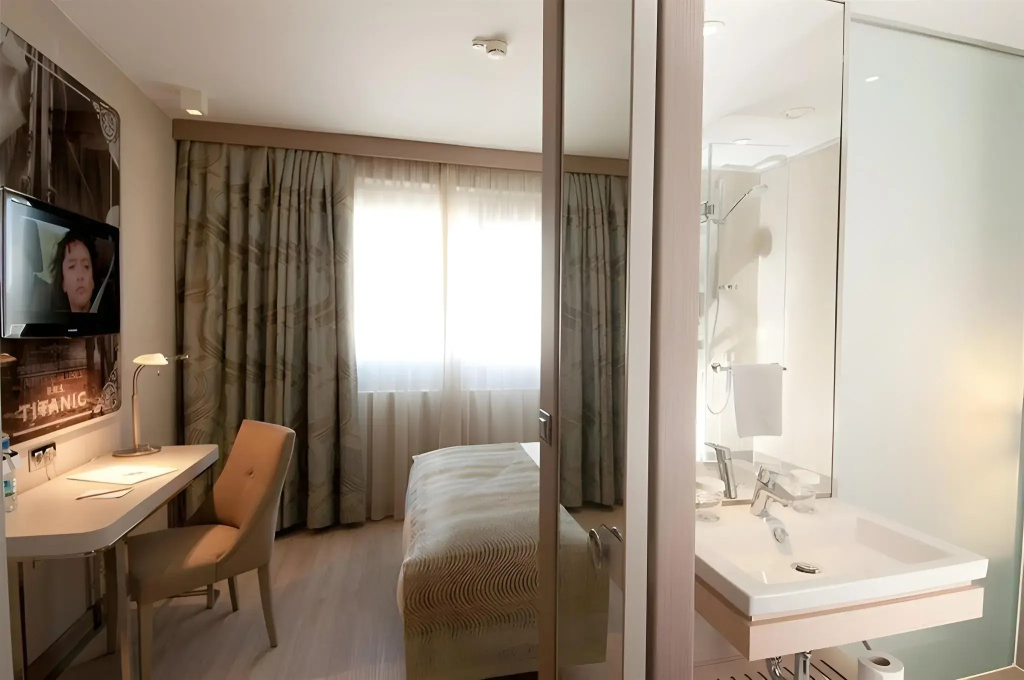 Hotel photo 20