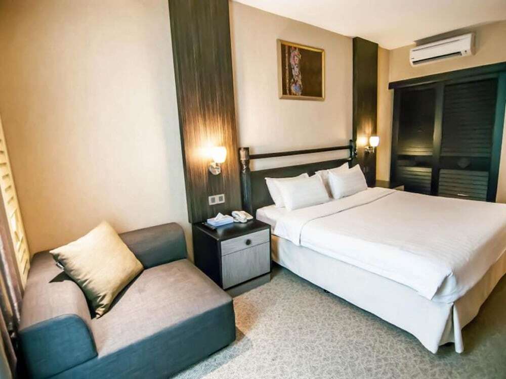 Kk Times Square Hotel