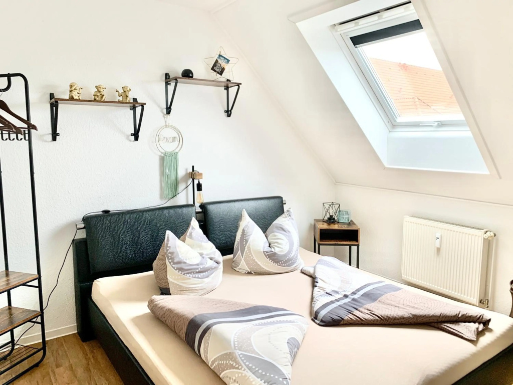 Eigenes Apartment im Herzen der Stadt mit Balkon und WLAN – Bild 4