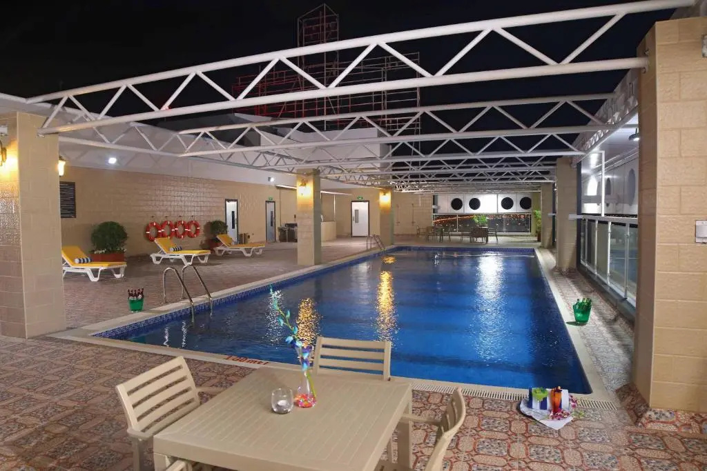 Pool