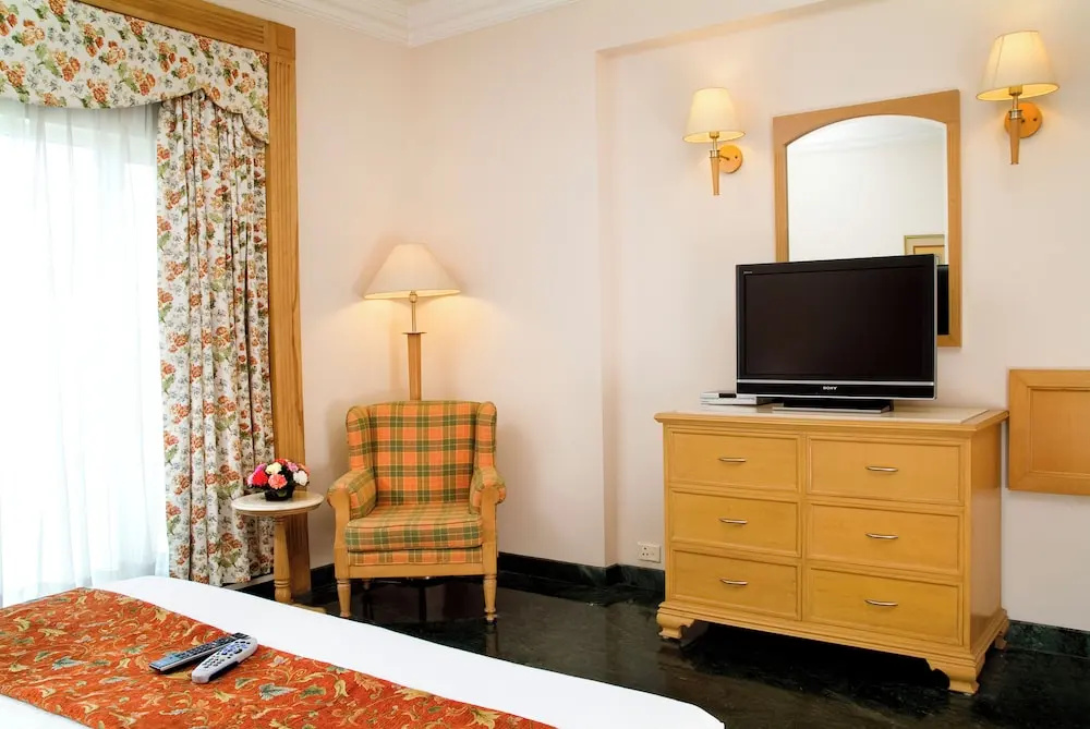 Savoy Suites Noida - Chambres
