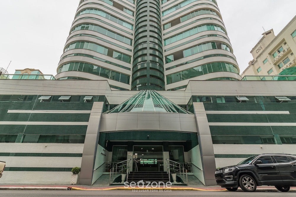 Apt w/ BBQ 350m From the Beach Apv0202