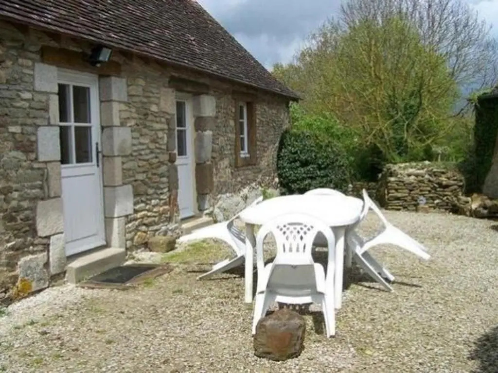 Voir la photo 2 — Gîte Moulins-le-Carbonnel, 3 pièces, 6 personnes - FR-1-410-153