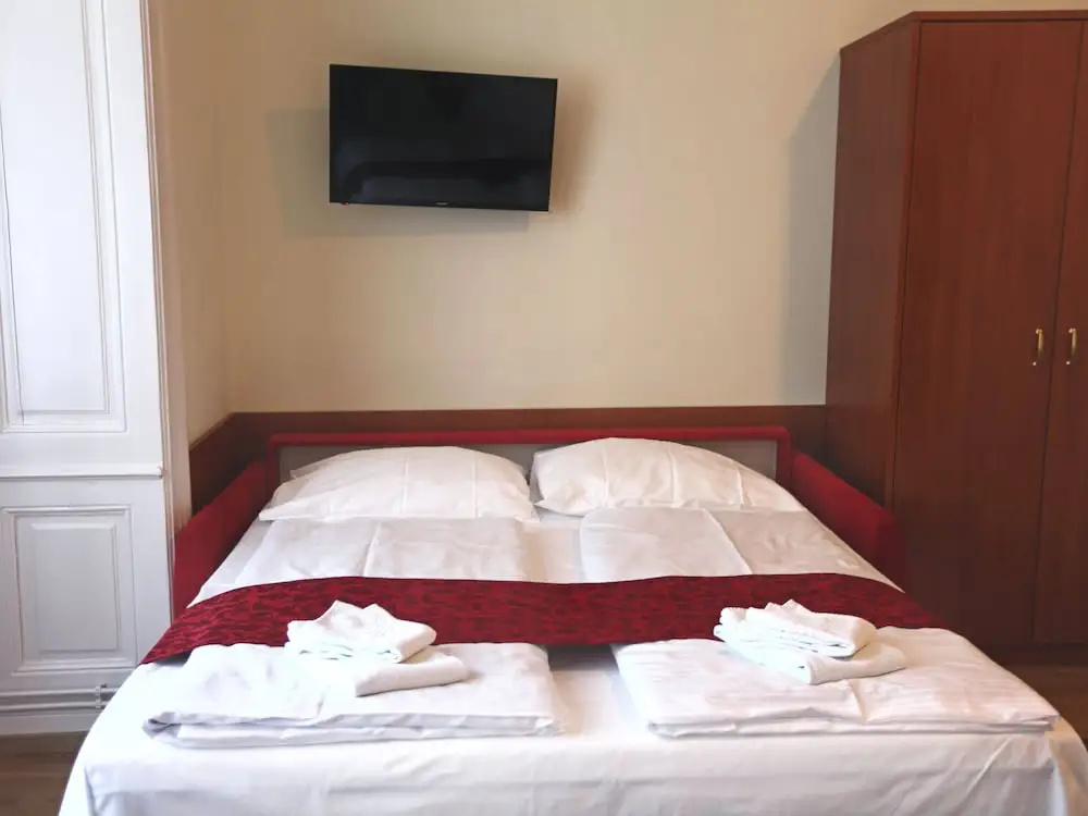 Classic Quadruple room