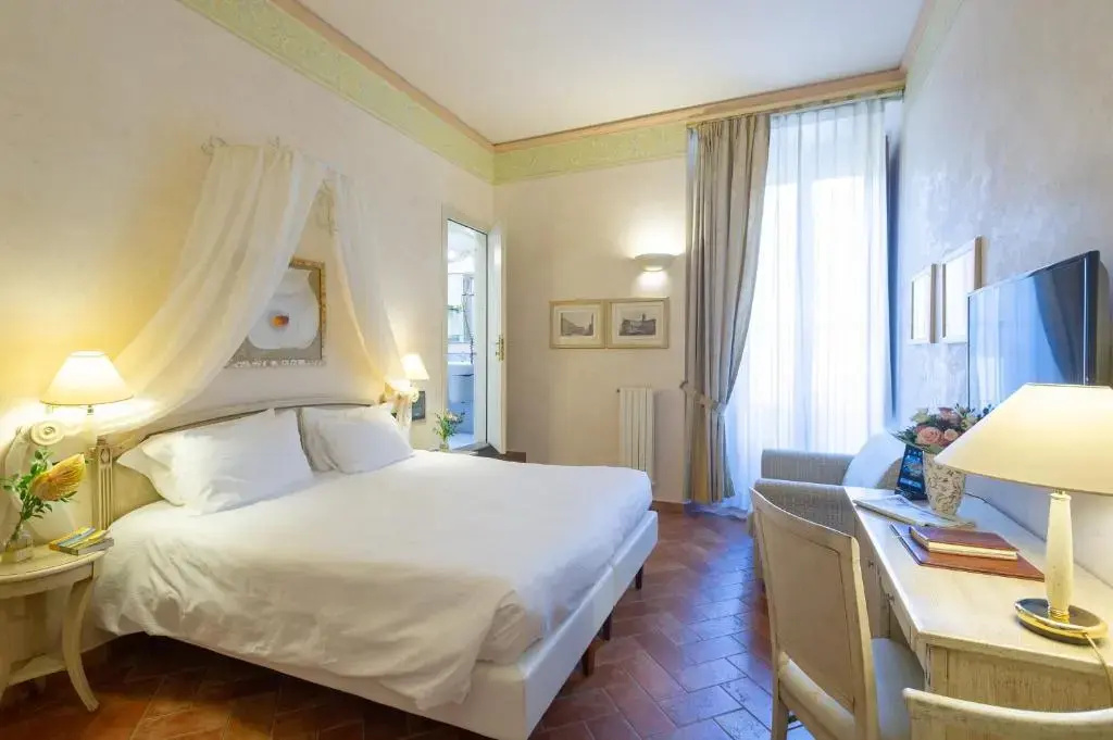 Superior Double room (full double bed)