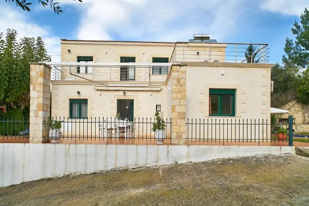 Villa Elia by MediterraneanVillas
