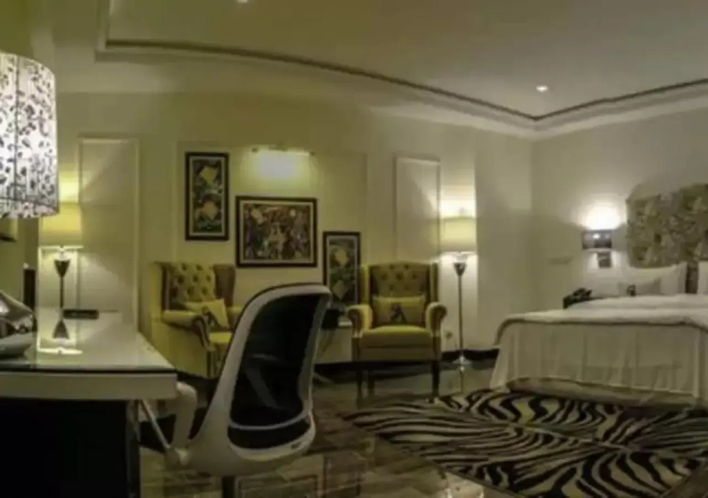 5th Avenue Hotel — фото 3