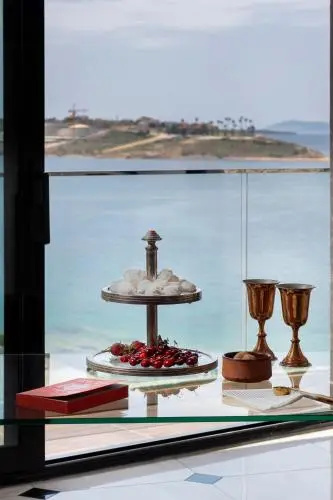 Beach & Waterfront