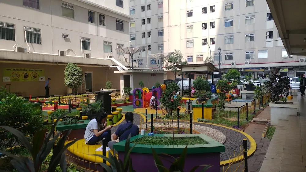 Contemporary Studio Apartment at Gading Nias Residence