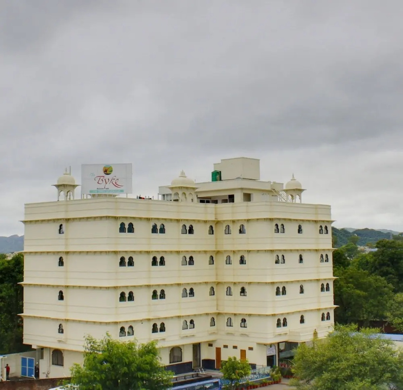 The Byke Riddhi Inn