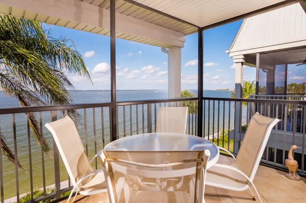 Mariner Point 1083
