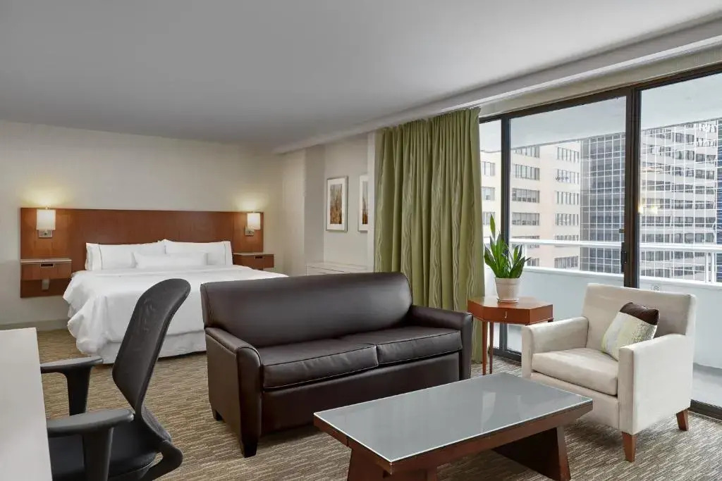 Executive Double Junior Suite twin beds