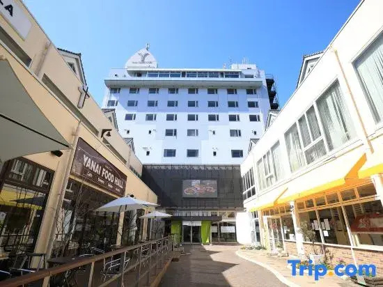 Yanai Cruise Hotel