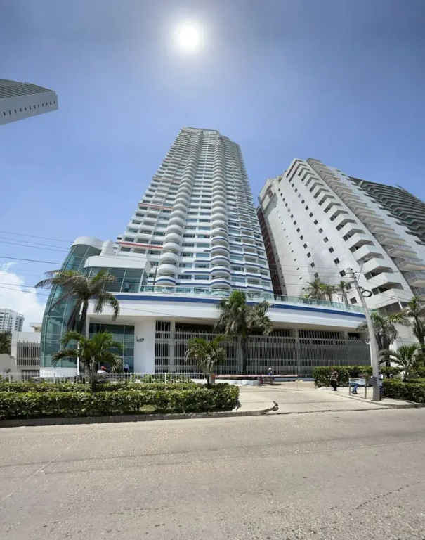2P1-15 Apartamento frente al mar