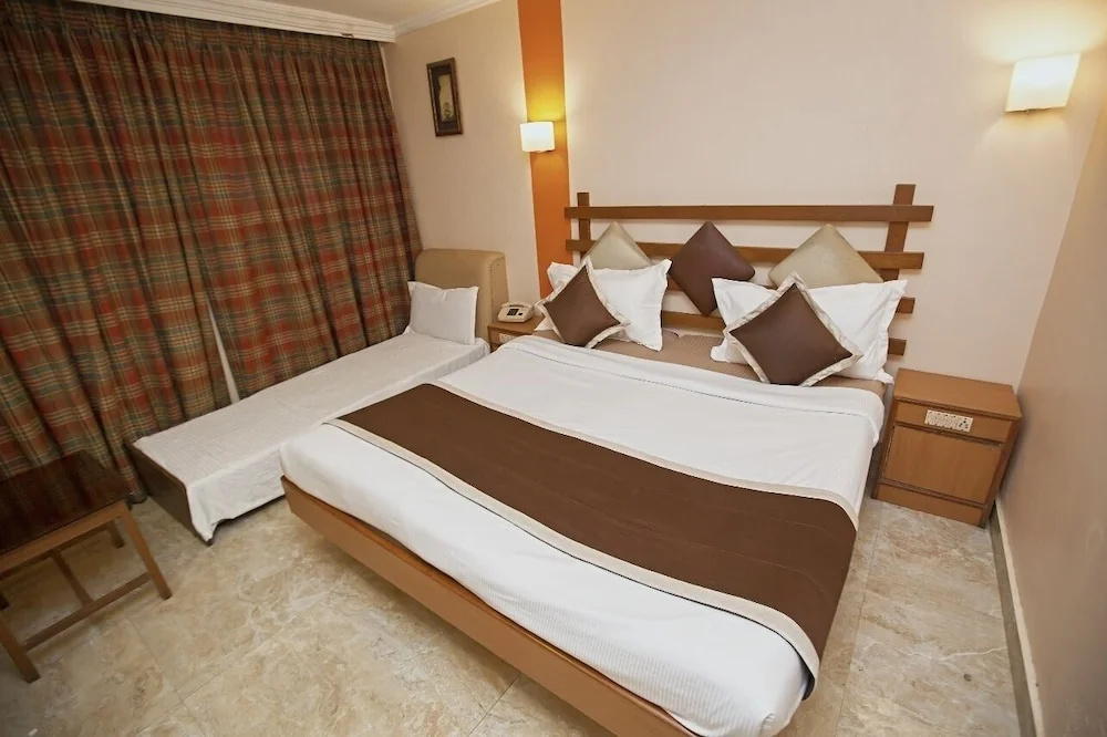 Deluxe Triple room