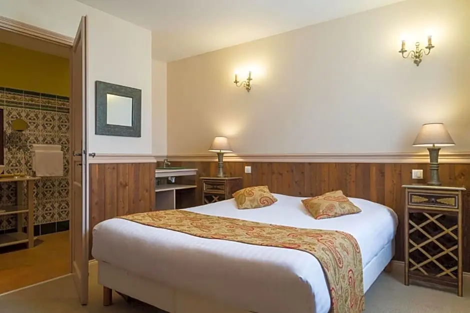 Hôtel & Spa du Domaine des Thômeaux, The Originals Relais - Chambres
