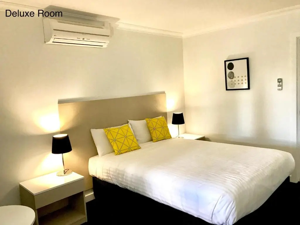 Deluxe Suite