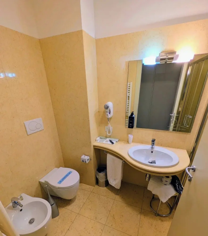 Standard Single room with balcony