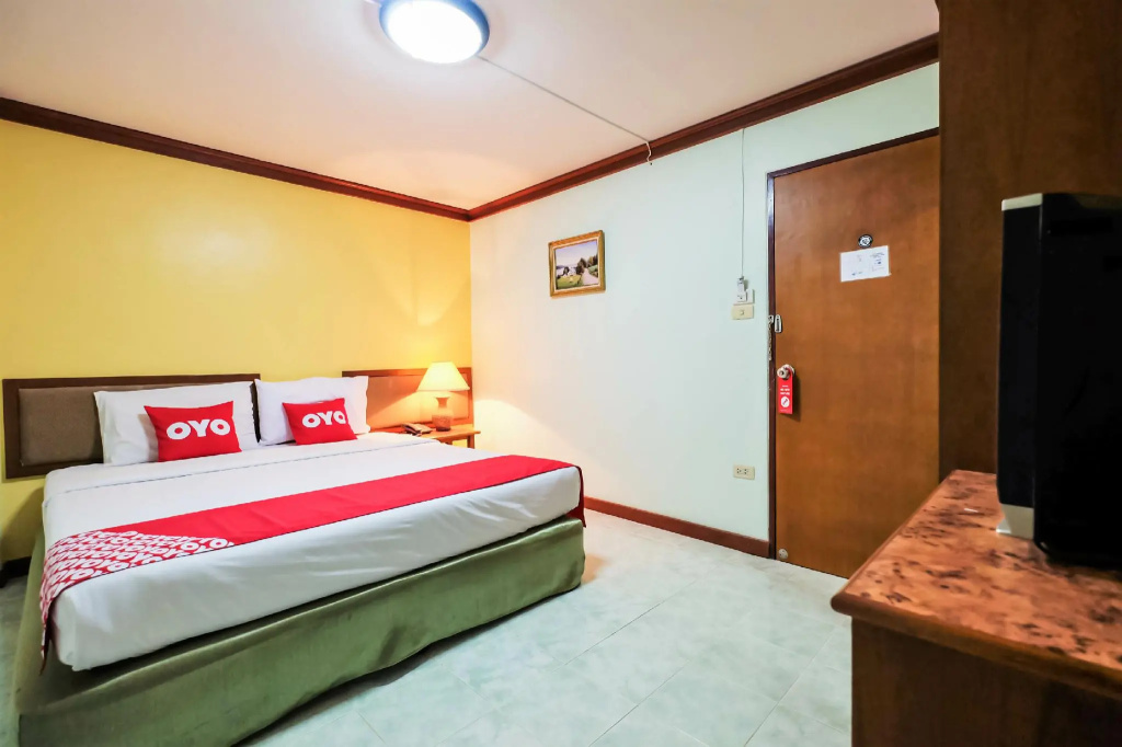 Superior Double room (full double bed)