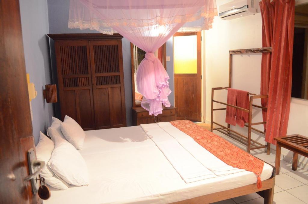 Hotel Paradiso