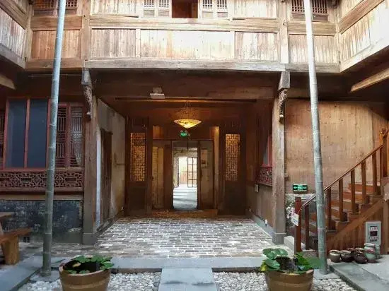 Yanshe Inn