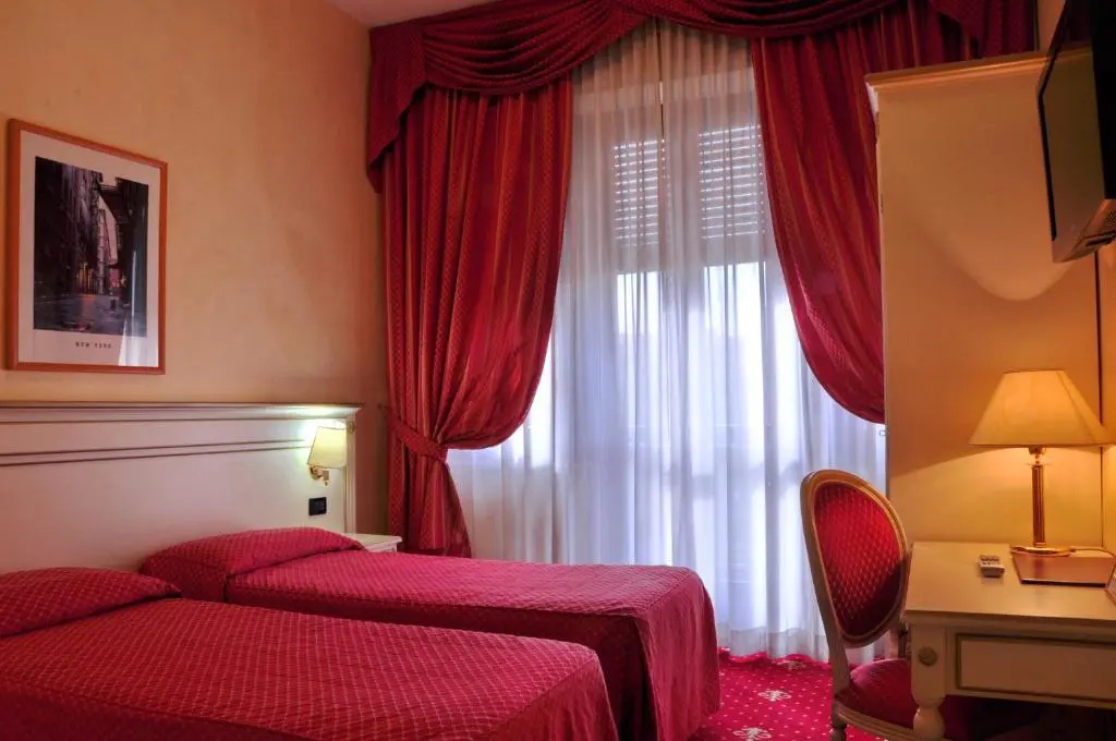 Standard Double room (twin beds)