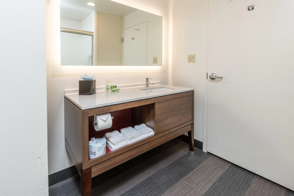 Holiday Inn & Suites Memphis - Wolfchase Galleria​ by IHG - Général