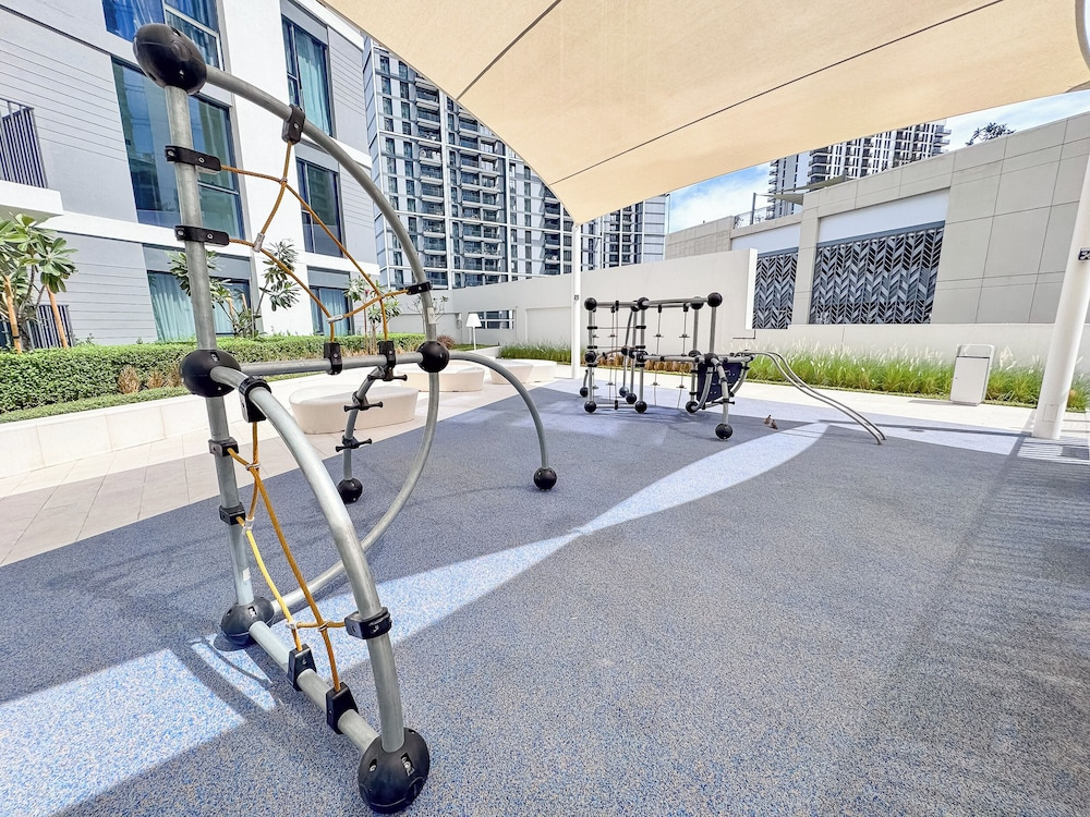 PVH - Refined 2BR - Island Park 2