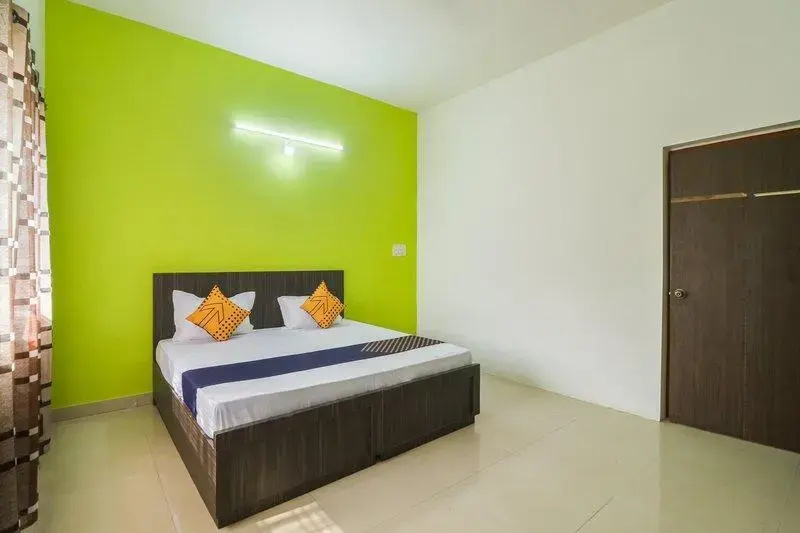 Hotel Kingston by OYO Rooms