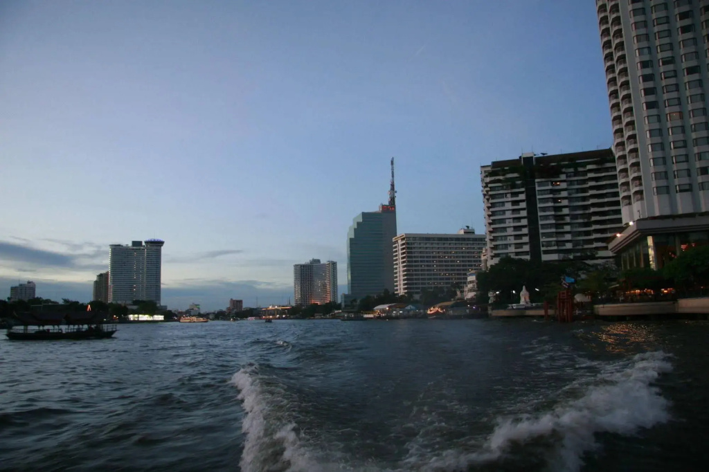 Bangkok Check Inn @ Chareon Krung - Général