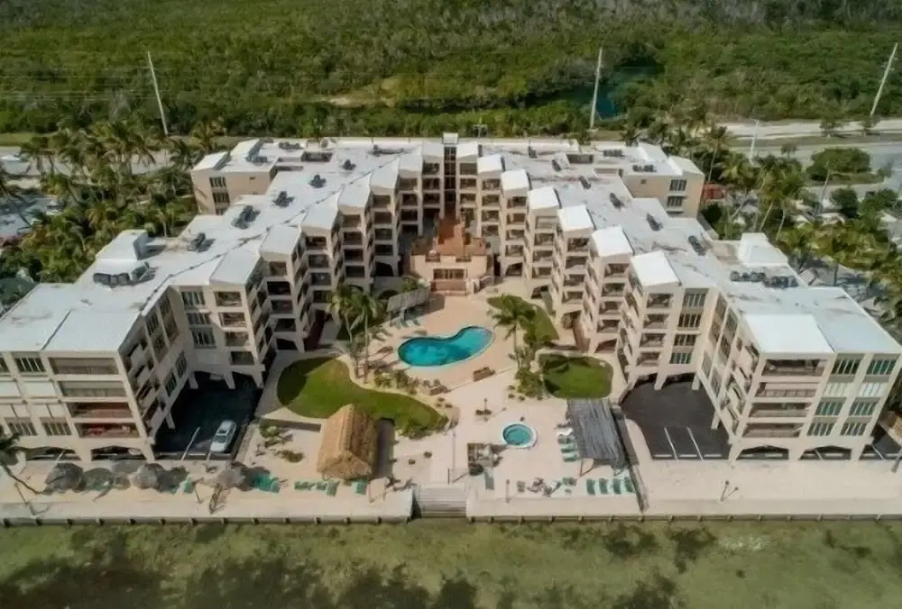 This Oceanfront Condo Is Absolutely Beautiful. 2 Bedroom Condo by RedAwning