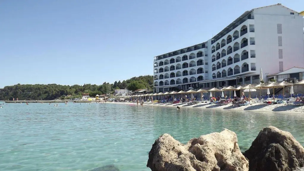 Beach & Waterfront
