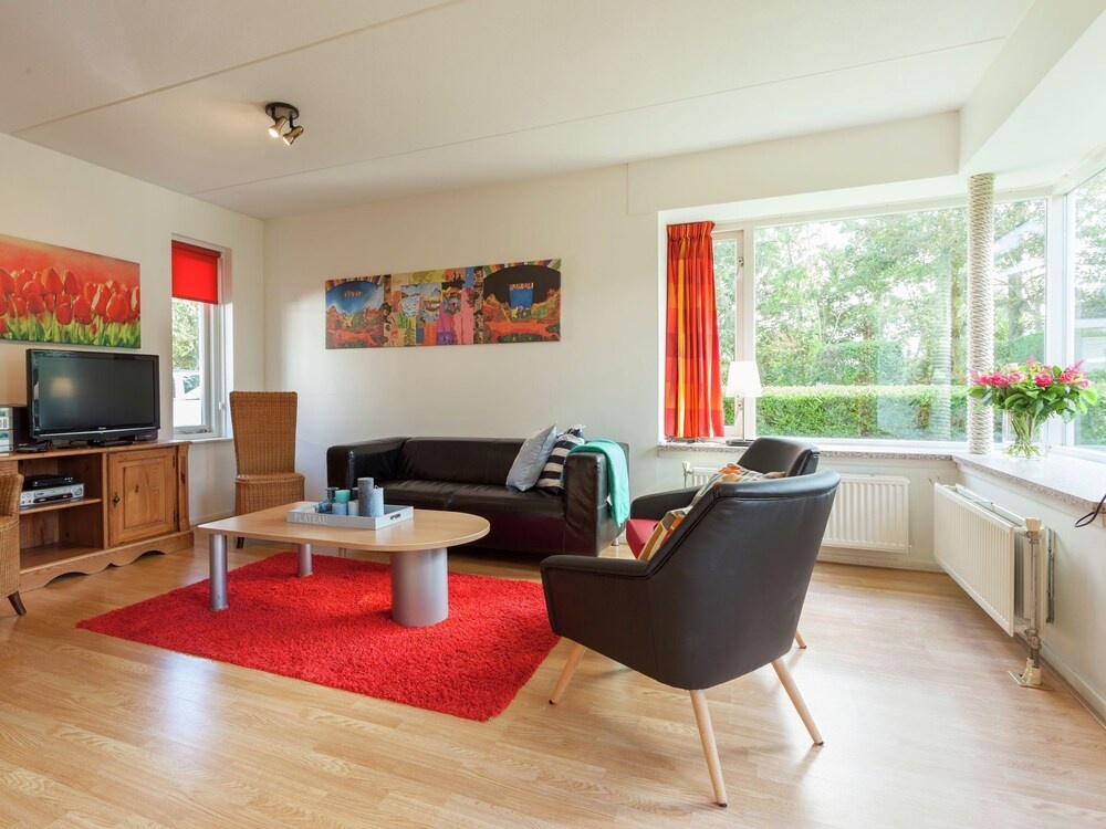 Beautiful Holiday Home With a Terrace at 1,5 km From the sea
