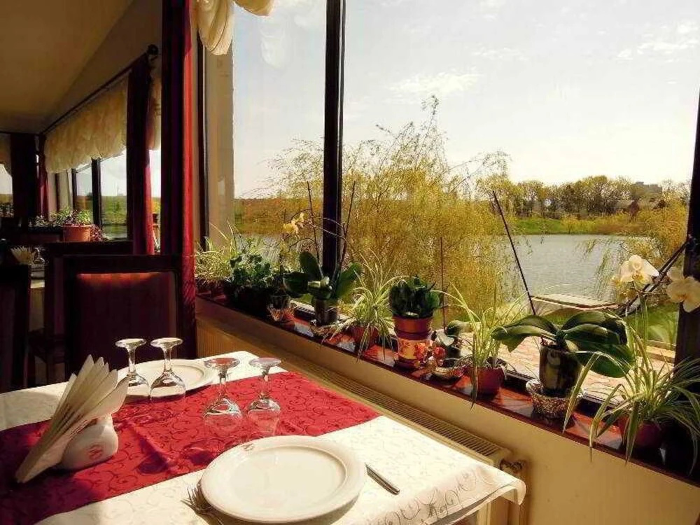 Hotel Lacul Racilor - Général