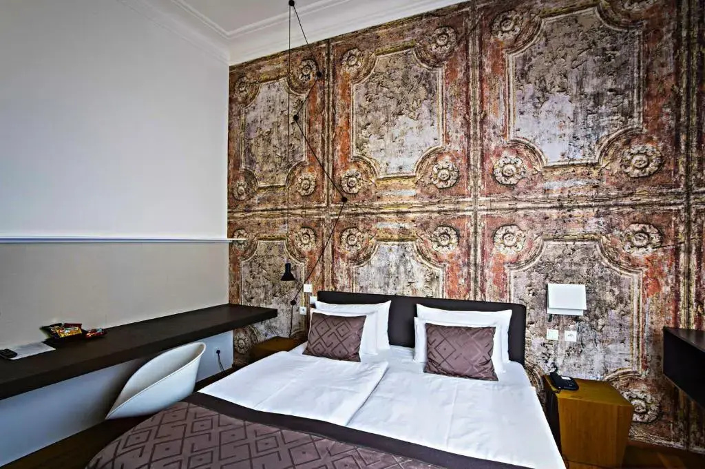 Golden Crown Hotel - Chambres