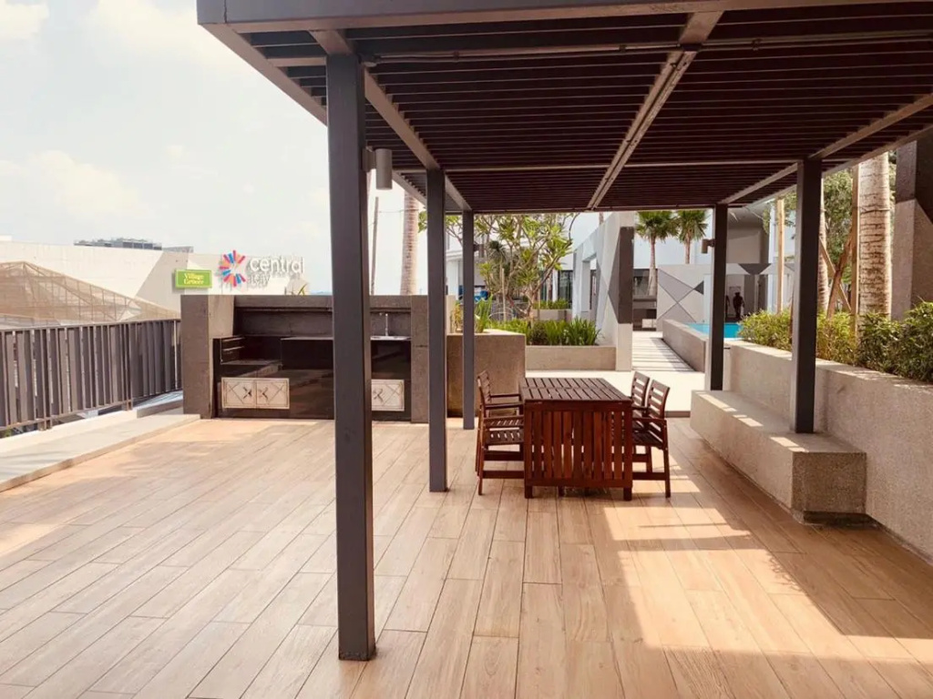 Stellar Homes at iCity - with WiFi and 2 Private Carparks
