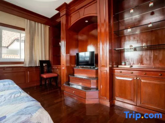 Family Villa