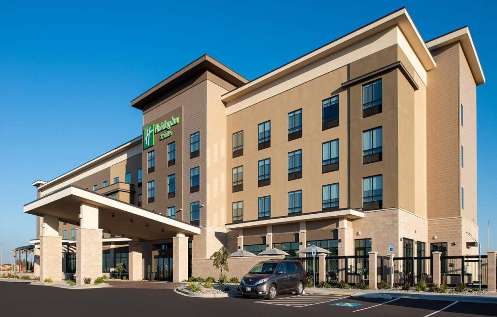 Holiday Inn & Suites Idaho Falls image