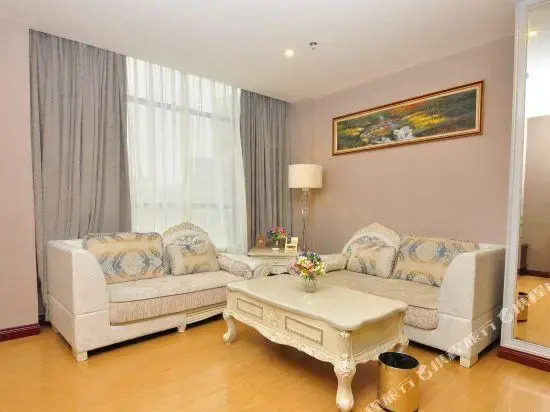 商務雙人套房，配有雙人床