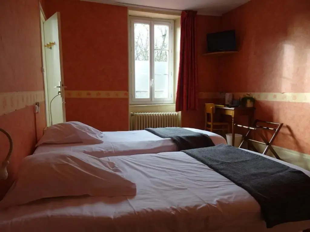 Standard Double room (twin beds)