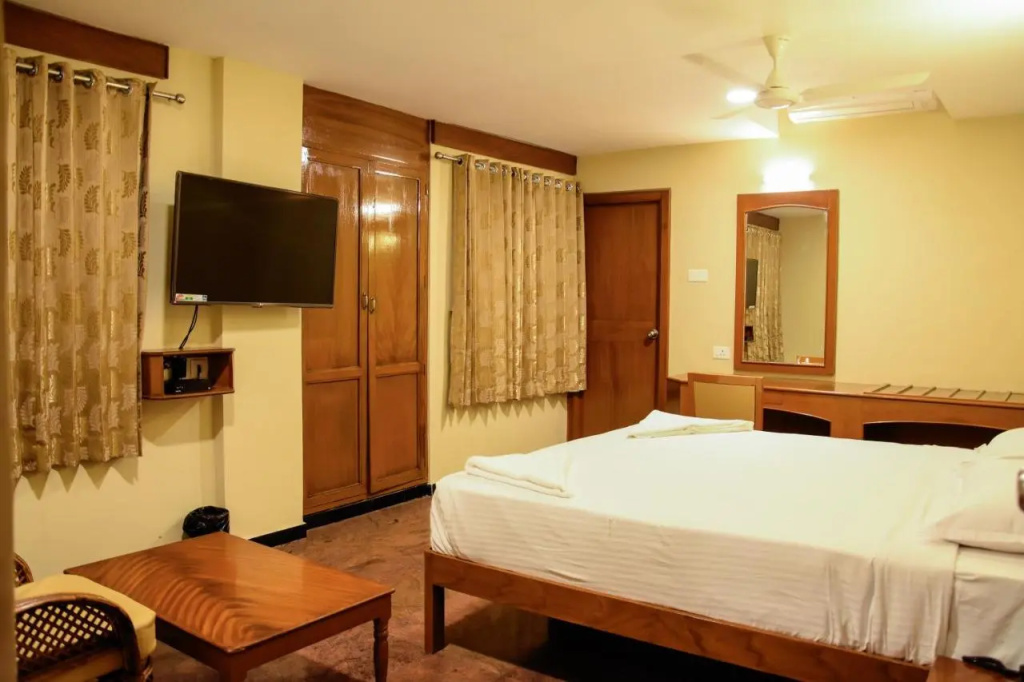 Poppys Tower Tiruppur