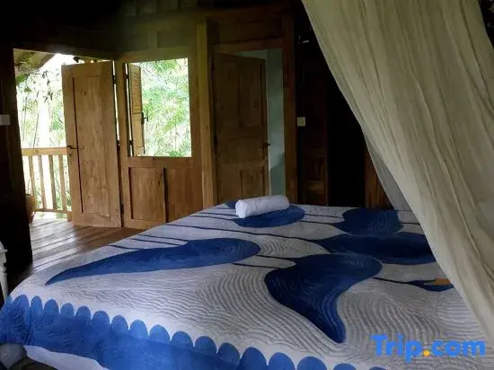 Double Bungalow (full double bed)