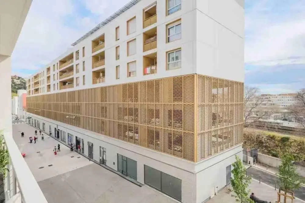 Q&R Renting - Suites Design Luxueuses