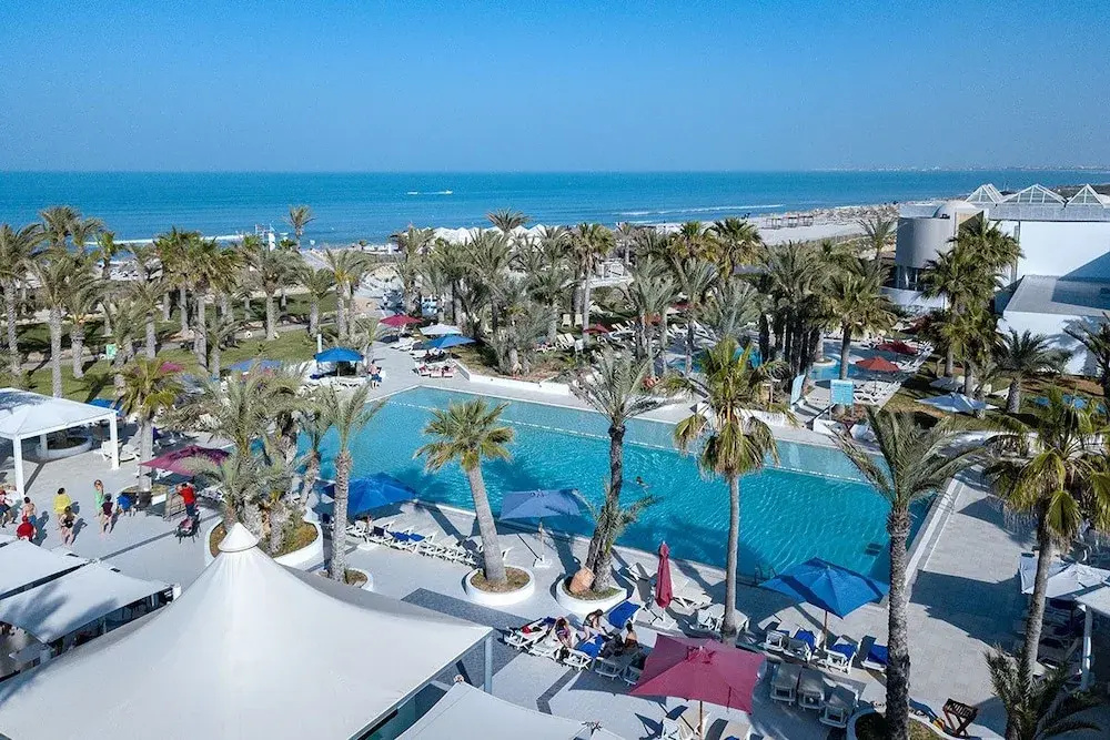 Beach & Waterfront