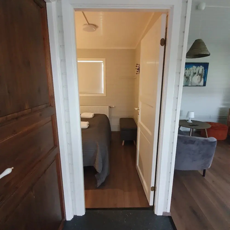 2 Bedrooms Cottage with balcony