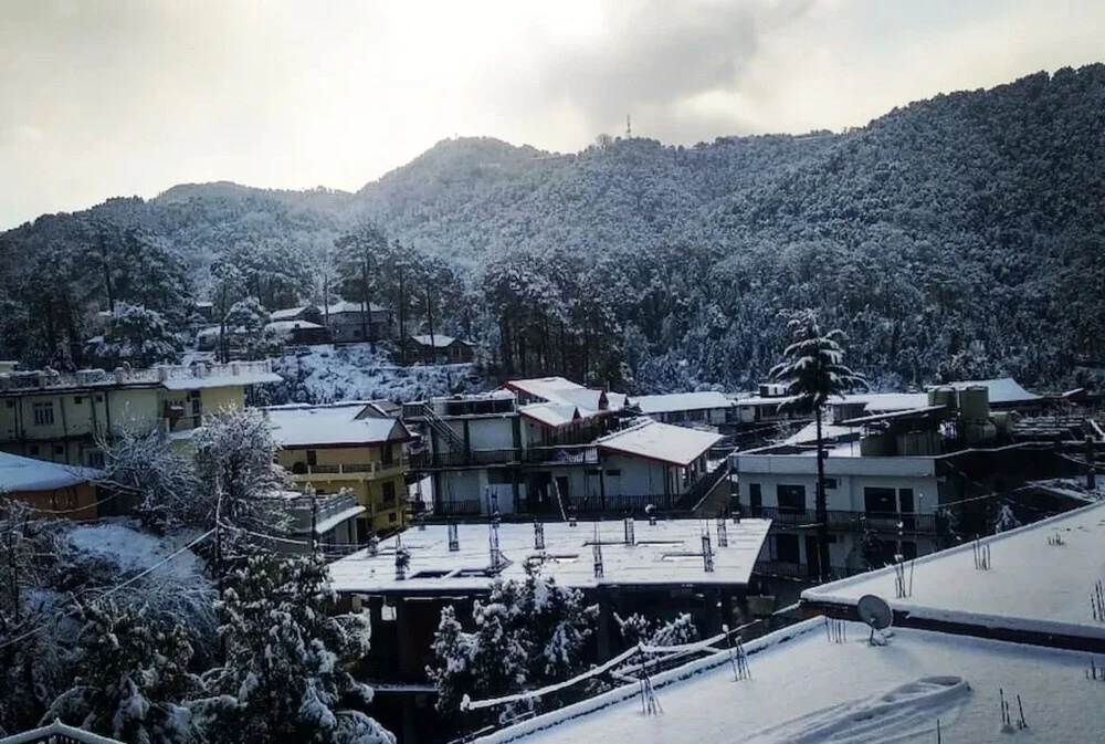 Goroomgo Rudra Inn Dalhousie