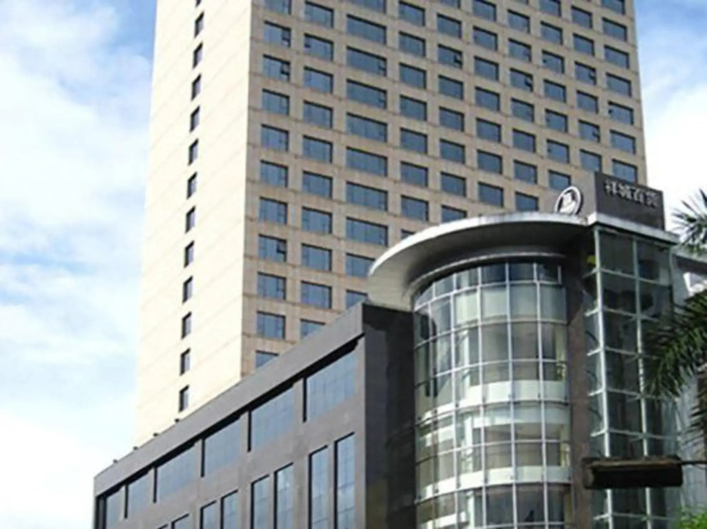 Xiangcheng International Hotel - фото 2